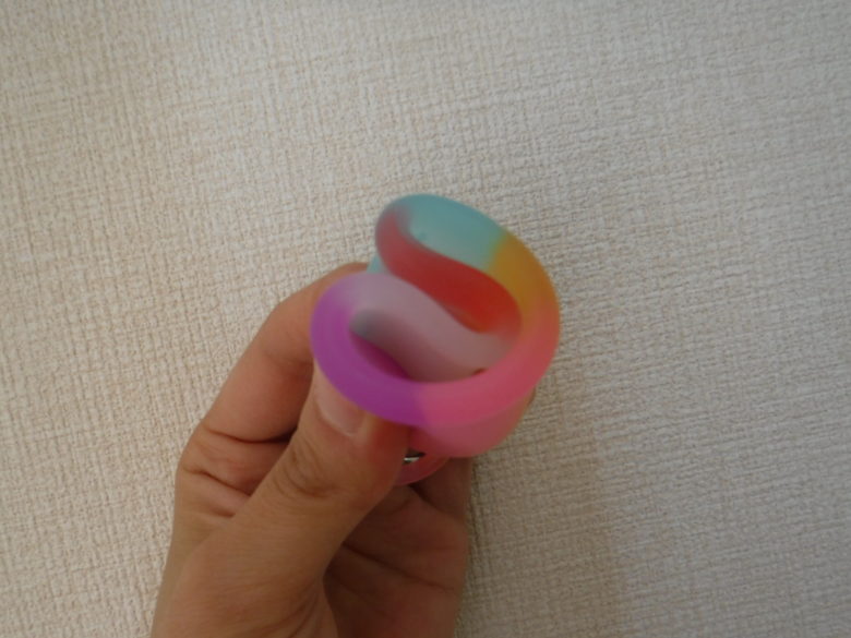 月経カップ Cの形にする