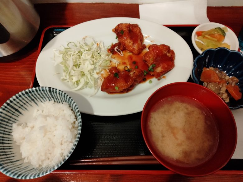 ご飯がススム食堂 定食