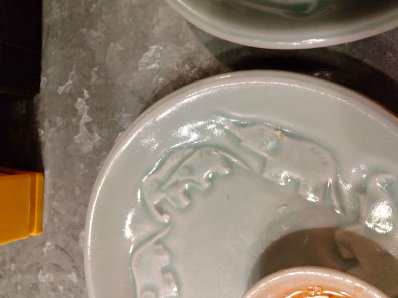 クルン・サイアム六本木店　象の皿アップ